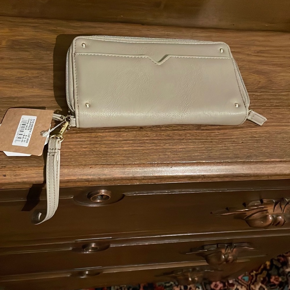 NWT Womens Wallet from Mix No 6